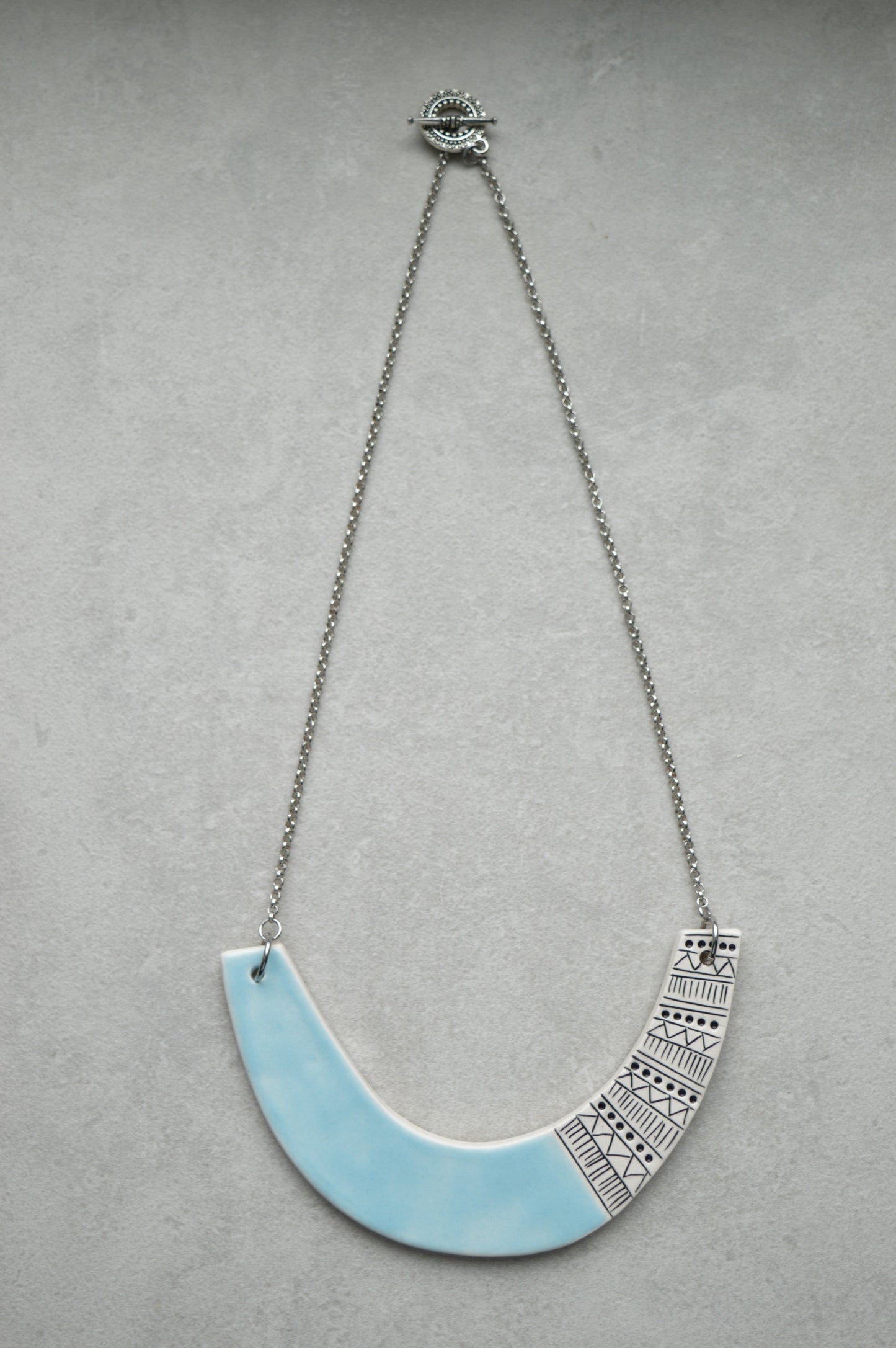 Geometric ceramic statement necklace