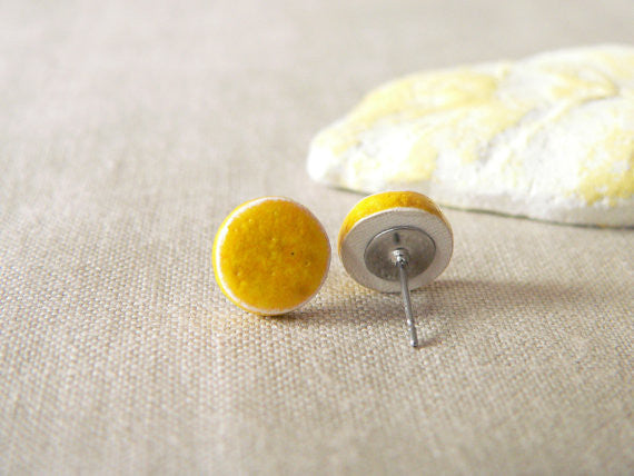 Stud earrings - Lemon yellow