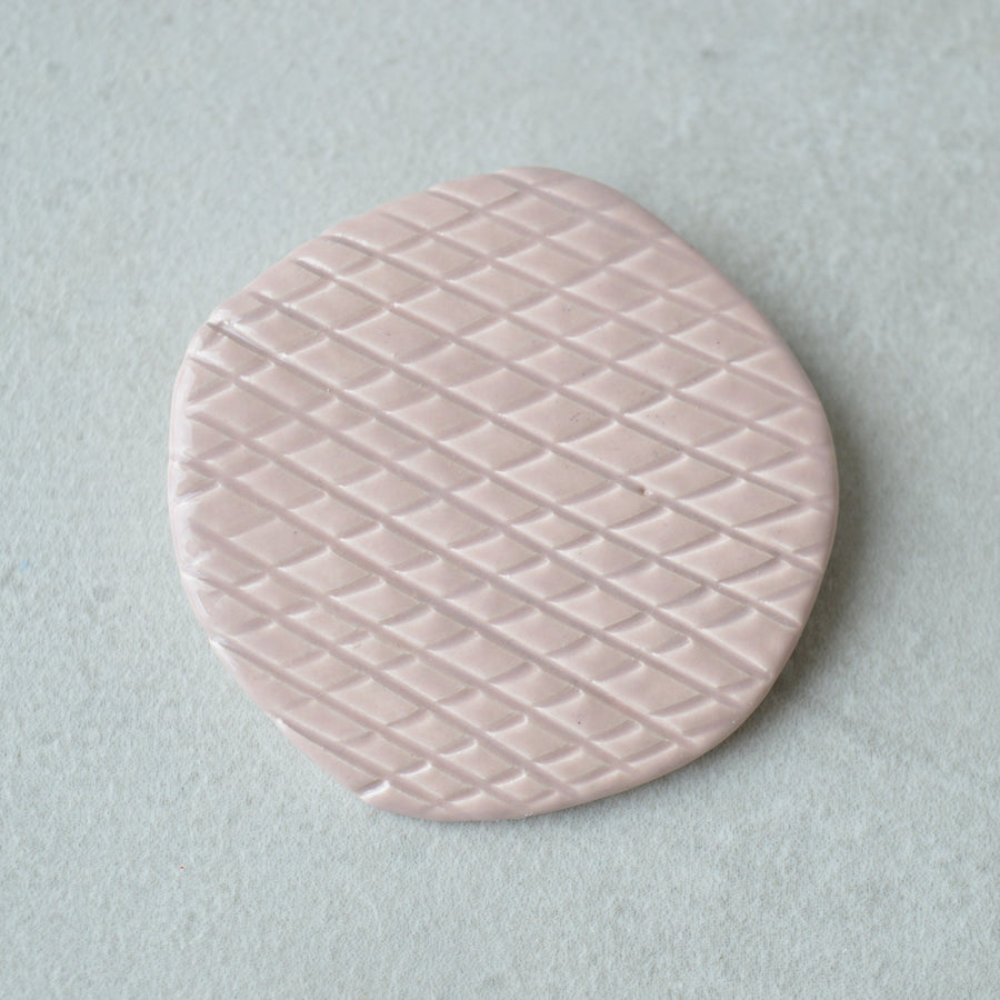Dusky pink textured brooch I