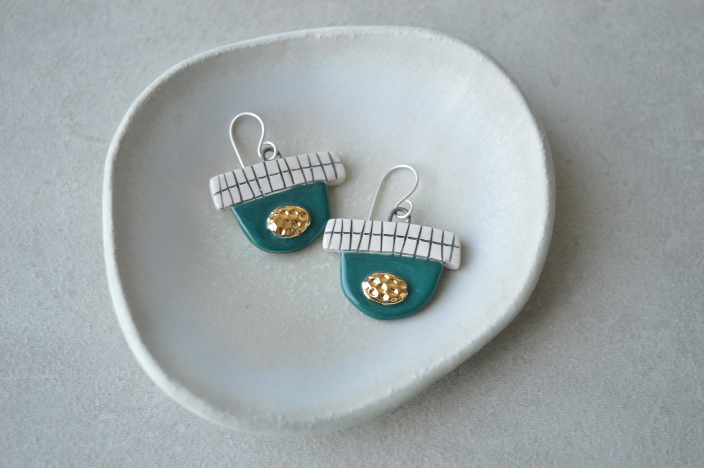 Geometric drop earrings III