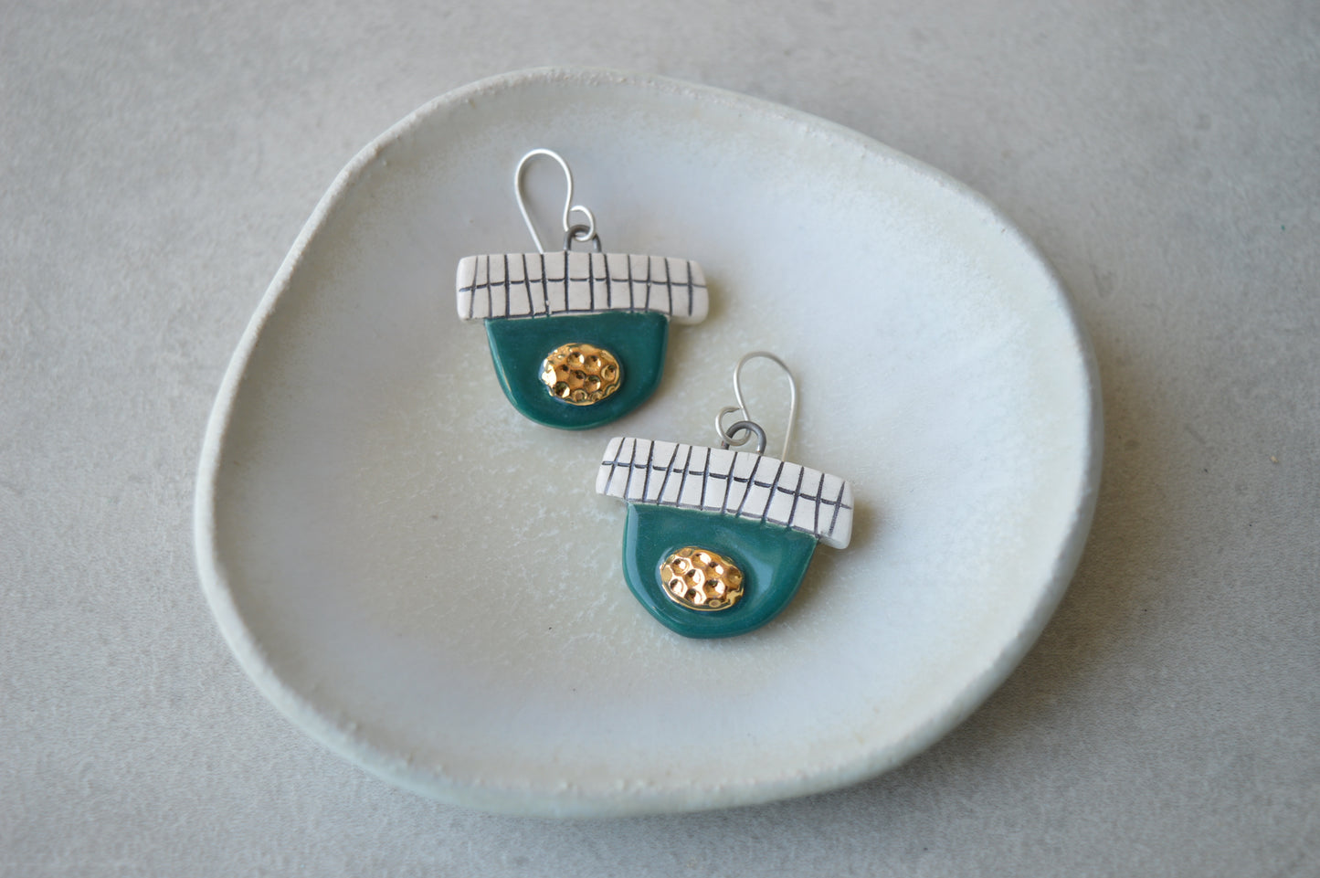 Geometric drop earrings III