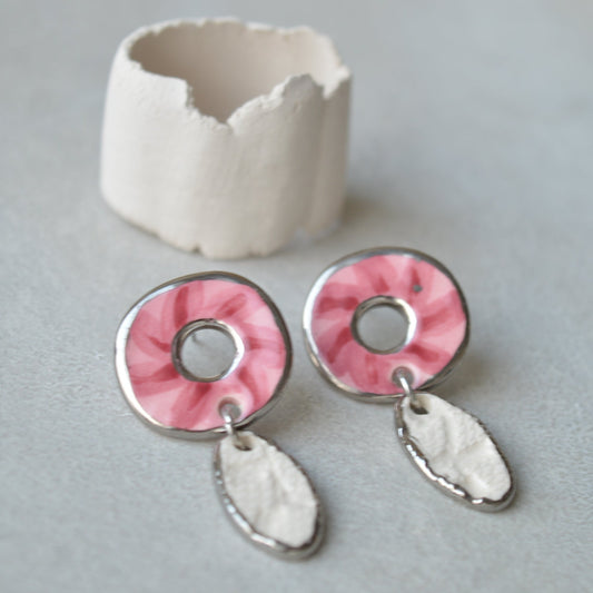 SECONDS pink wreath earrings II