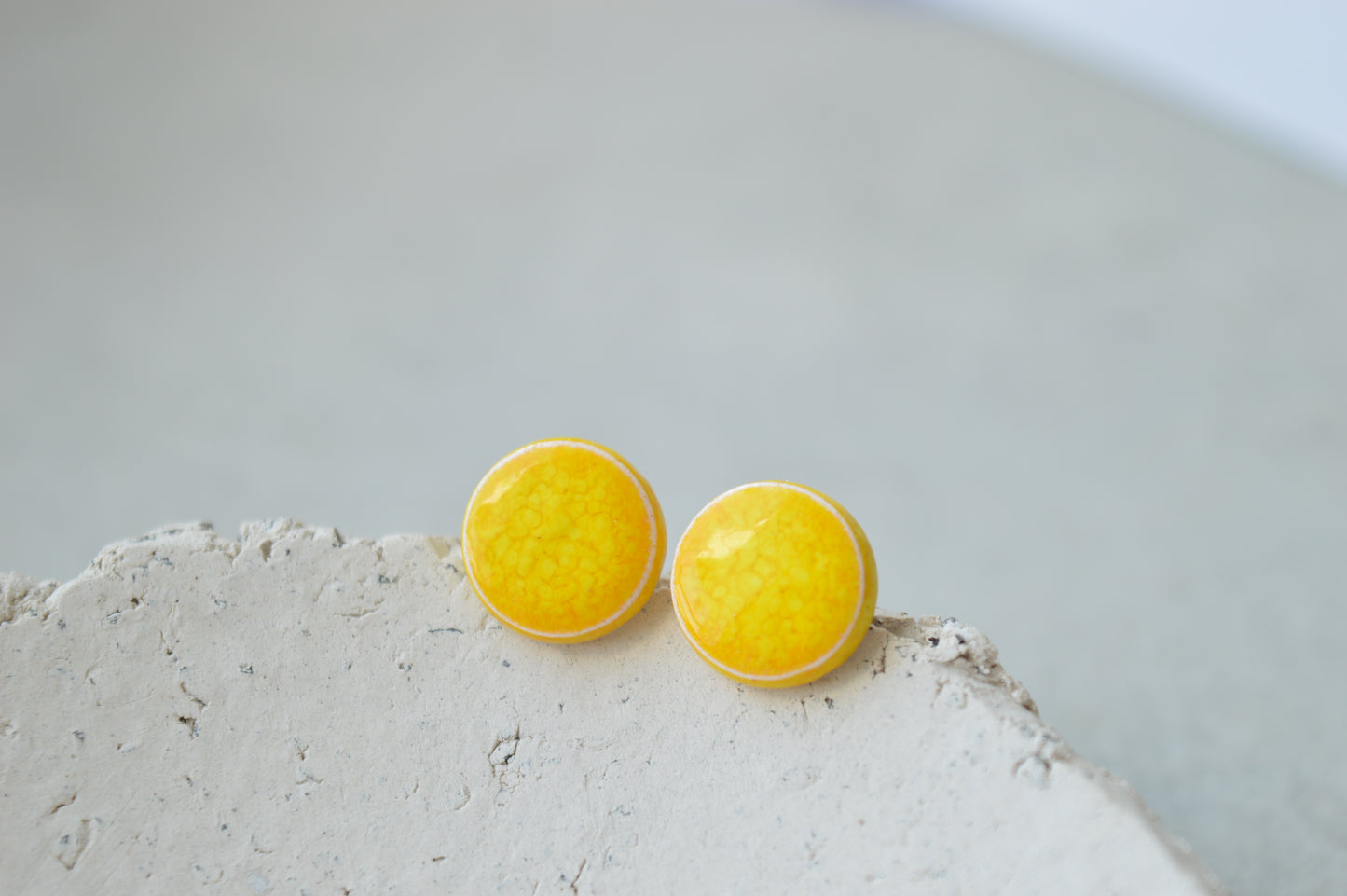 Stud earrings - Lemon yellow