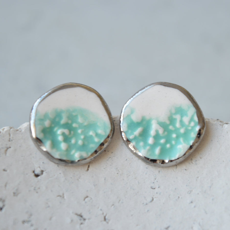 Stud earrings No. 25